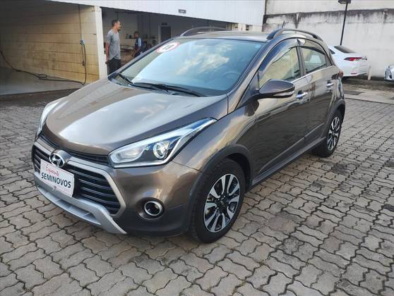HYUNDAI HB20X 1.6 16V PREMIUM FLEX 4P AUTOMÁTICO